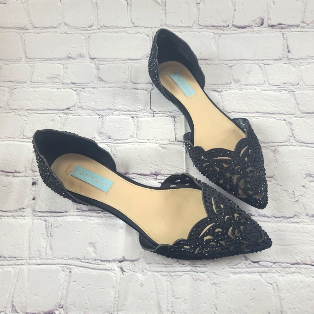 Blue by Betsey Johnson Size 8.5 Lucy Rhinestone Studded Flats Black